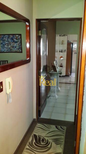 Sobrado à venda com 4 quartos, 285m² - Foto 24