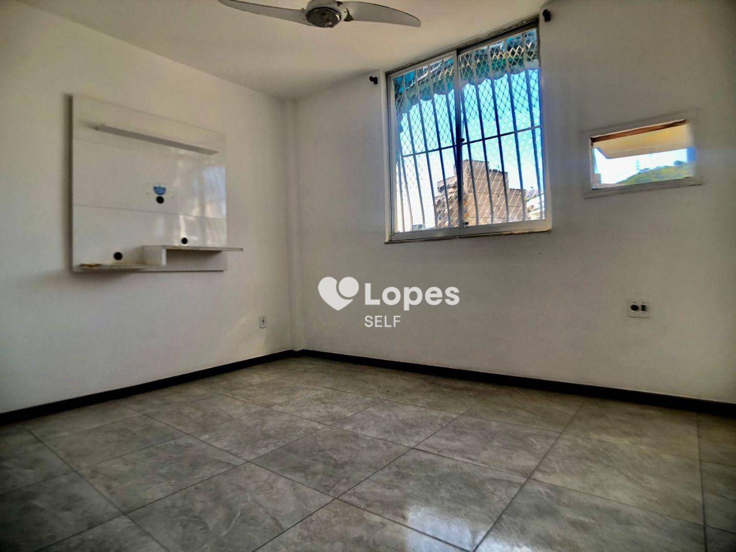 Apartamento à venda com 2 quartos, 67m² - Foto 5