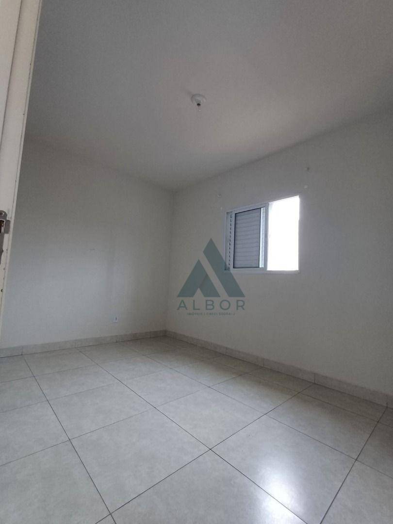 Casa, 2 quartos, 42 m² - Foto 3