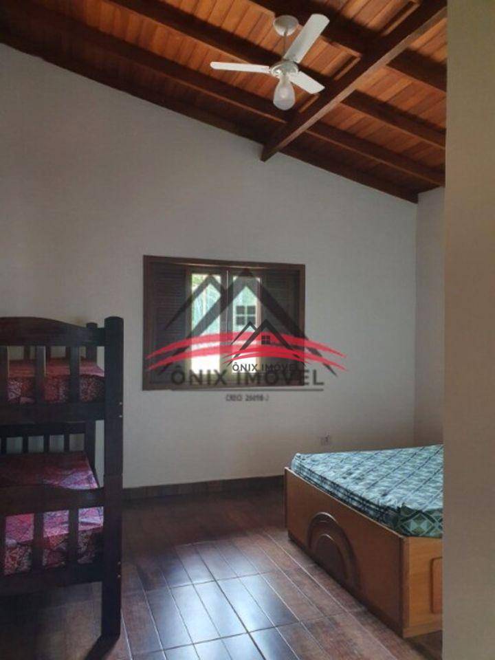 Sítio à venda com 3 quartos, 200m² - Foto 14