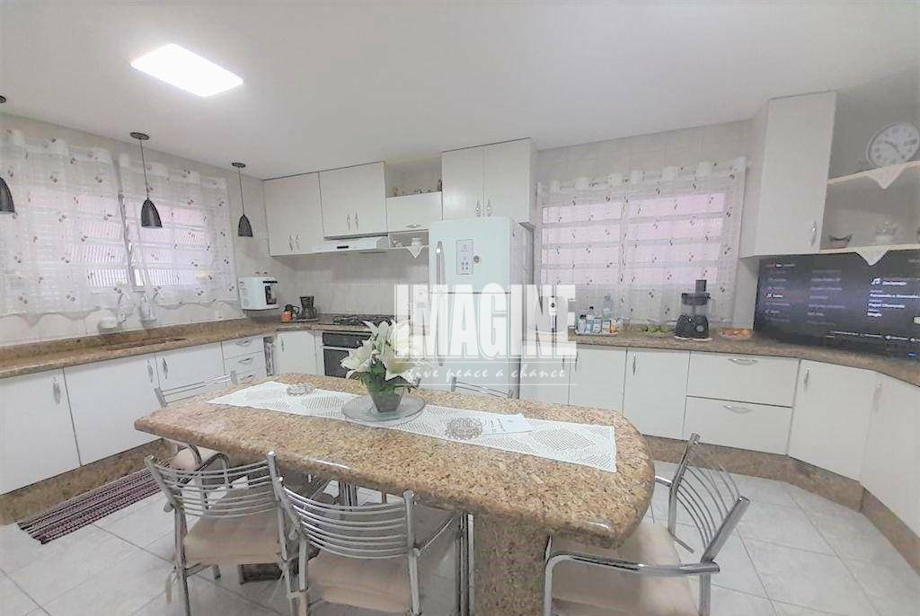 Sobrado à venda com 3 quartos, 110m² - Foto 3