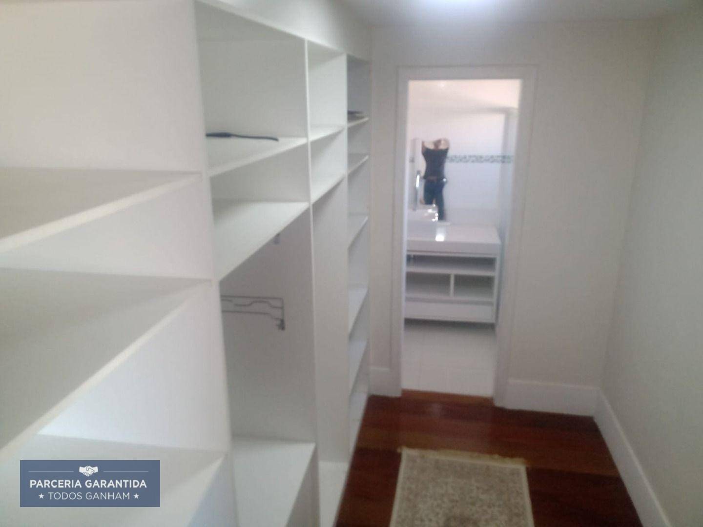 Casa à venda com 4 quartos, 373m² - Foto 23