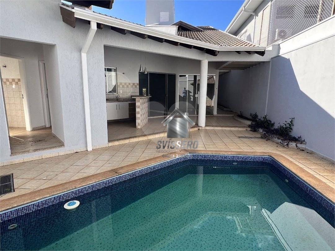 Casa, 4 quartos, 284 m² - Foto 1