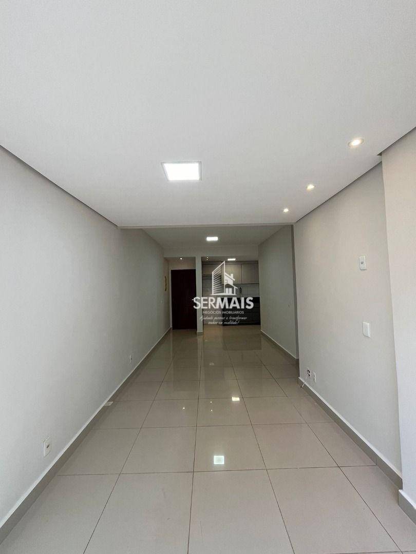 Apartamento à venda com 3 quartos, 120m² - Foto 2