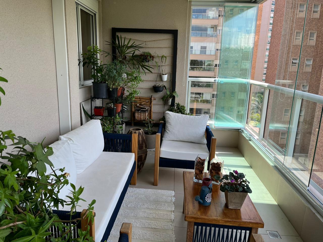 Apartamento à venda com 3 quartos, 172m² - Foto 1