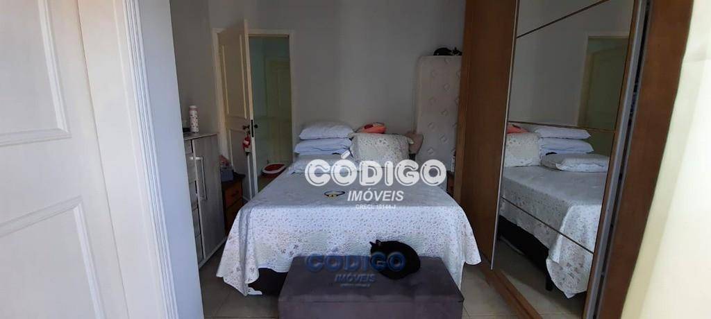 Sobrado à venda com 3 quartos, 180m² - Foto 17