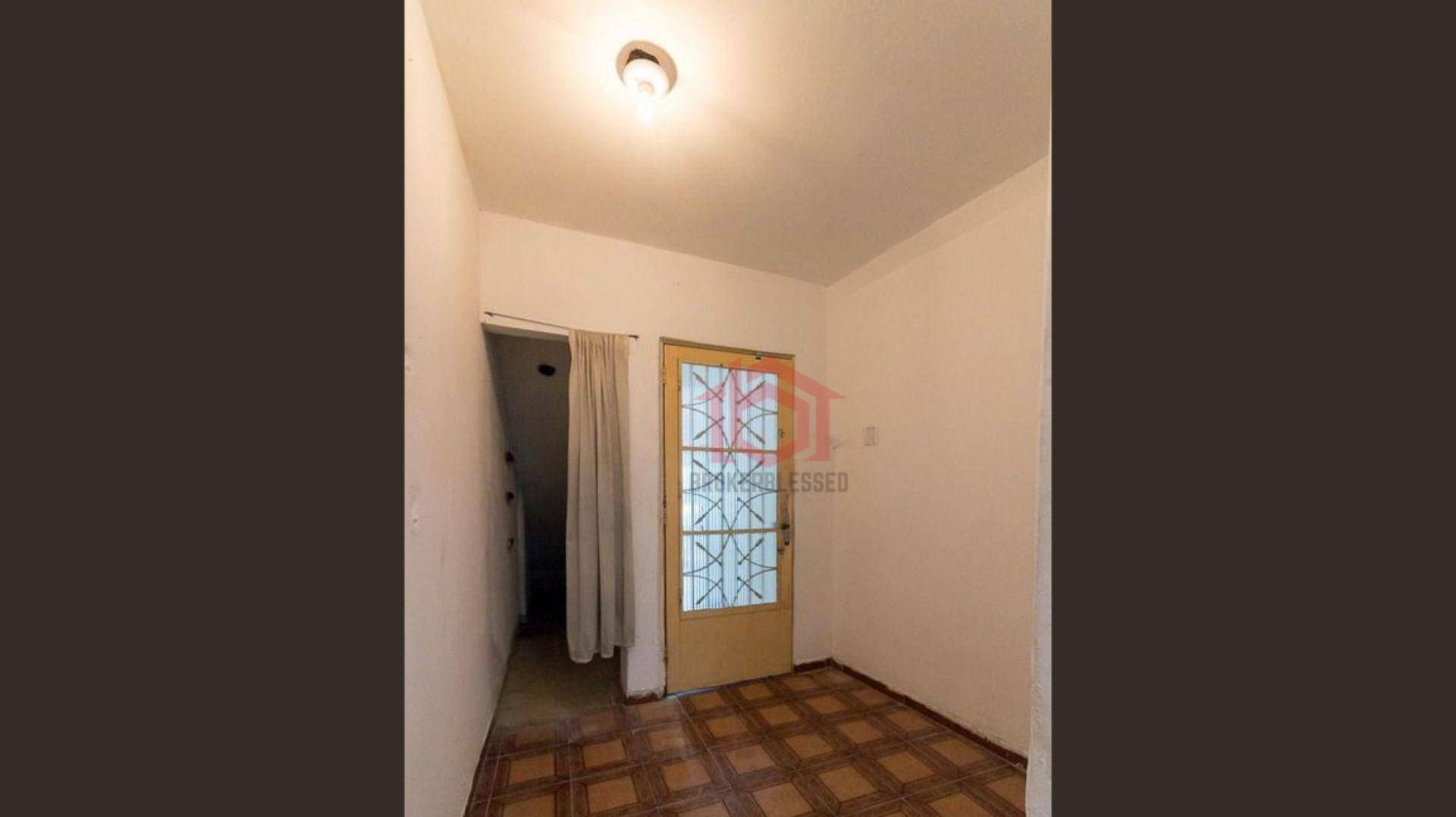 Casa à venda com 6 quartos, 200m² - Foto 23