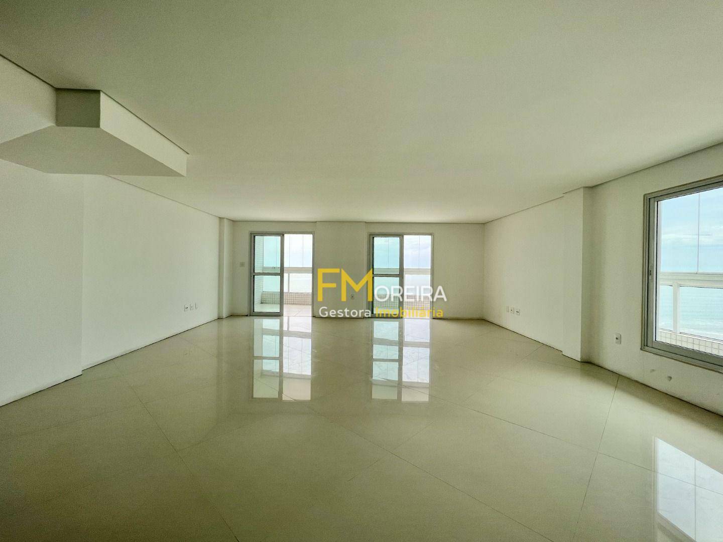 Cobertura à venda com 4 quartos, 289m² - Foto 5