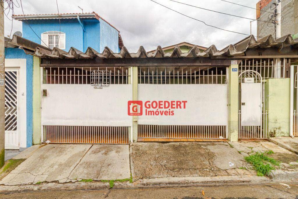 Casa à venda com 2 quartos, 201m² - Foto 3