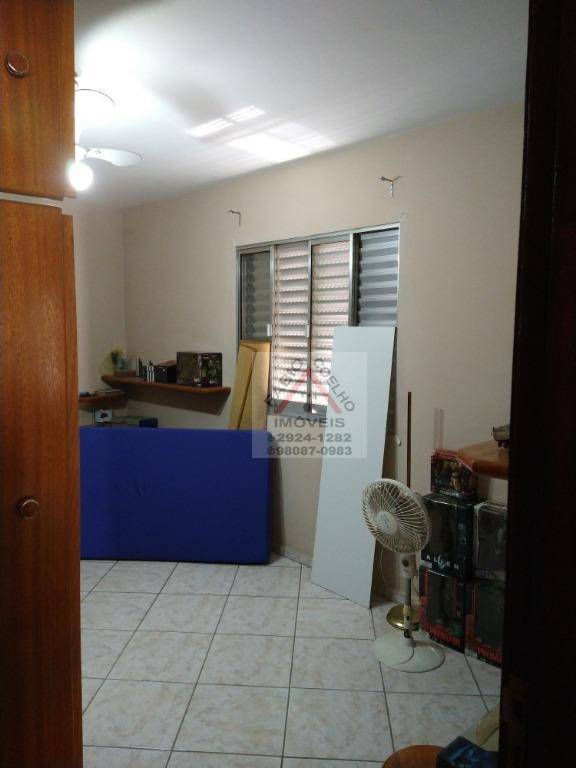 Sobrado à venda com 4 quartos, 184m² - Foto 3