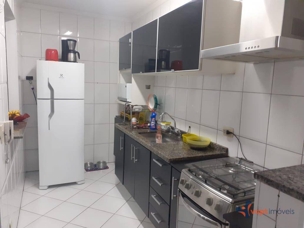 Sobrado à venda com 3 quartos, 106m² - Foto 3