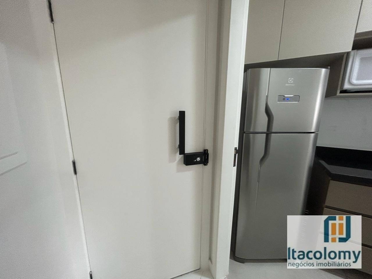 Apartamento à venda com 3 quartos, 84m² - Foto 22