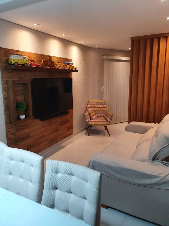 Apartamento à venda com 2 quartos, 78m² - Foto 2