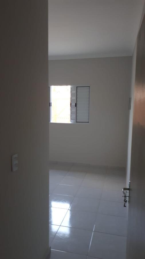 Casa à venda com 2 quartos, 170m² - Foto 11