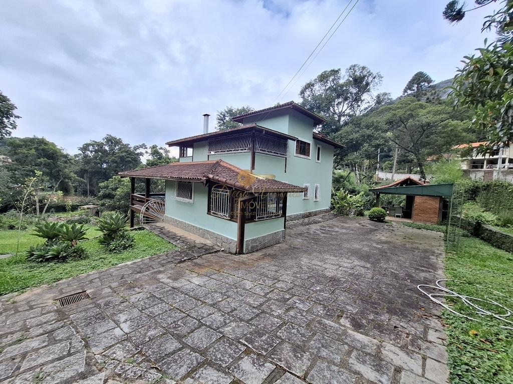 Casa para alugar com 3 quartos, 2485m² - Foto 2