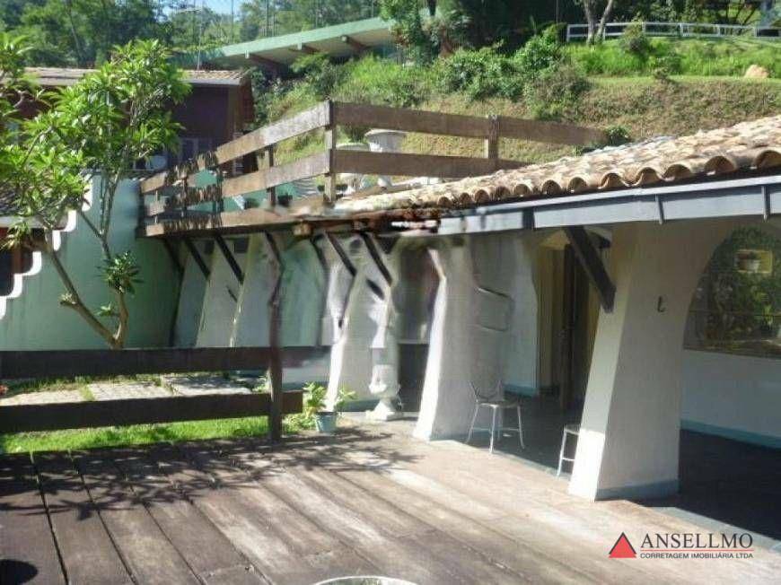 Casa de Condomínio à venda com 3 quartos, 600m² - Foto 13
