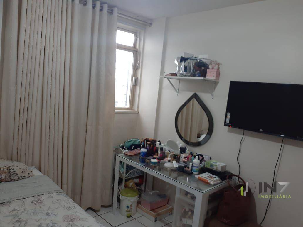 Apartamento à venda com 2 quartos, 64m² - Foto 12