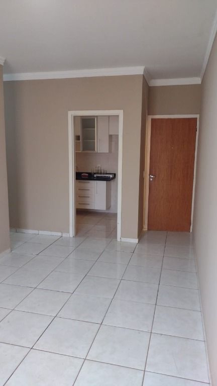 Apartamento para alugar com 2 quartos, 70m² - Foto 2