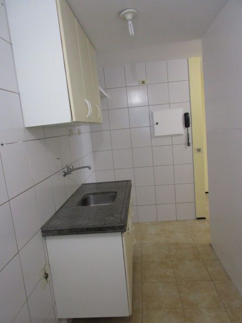 Apartamento à venda com 2 quartos, 60m² - Foto 11