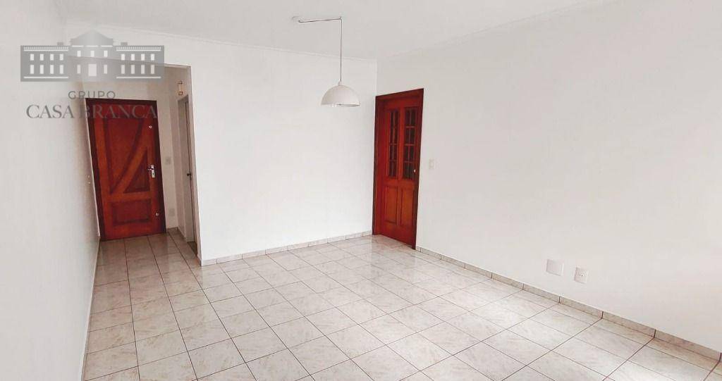 Apartamento à venda com 3 quartos, 90m² - Foto 4