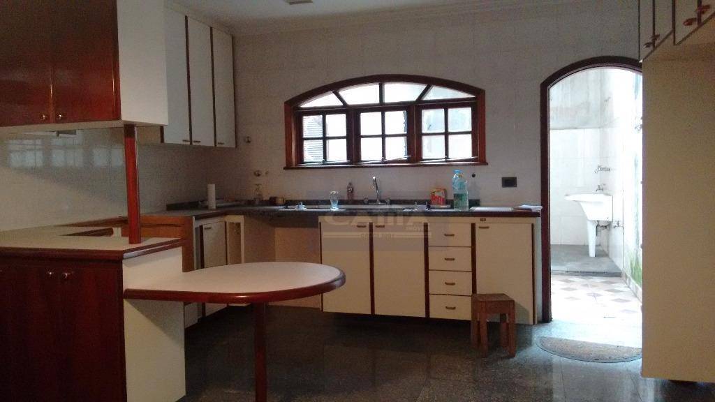 Sobrado à venda com 3 quartos, 240m² - Foto 4