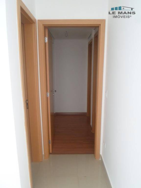 Apartamento à venda com 3 quartos, 118m² - Foto 10