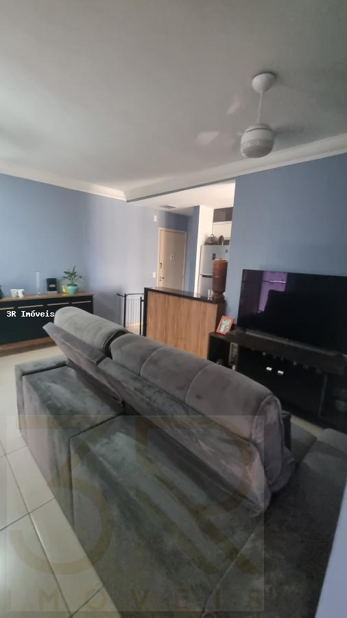 Apartamento à venda com 3 quartos, 67m² - Foto 1