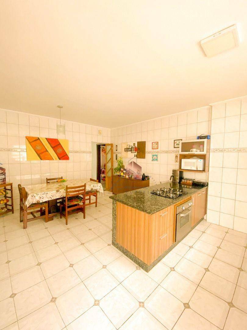 Casa à venda com 3 quartos, 164m² - Foto 25