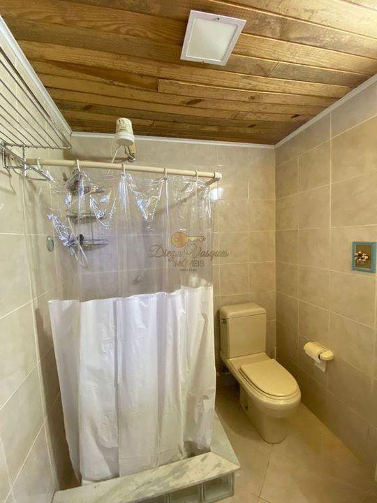 Casa à venda com 4 quartos, 200m² - Foto 25