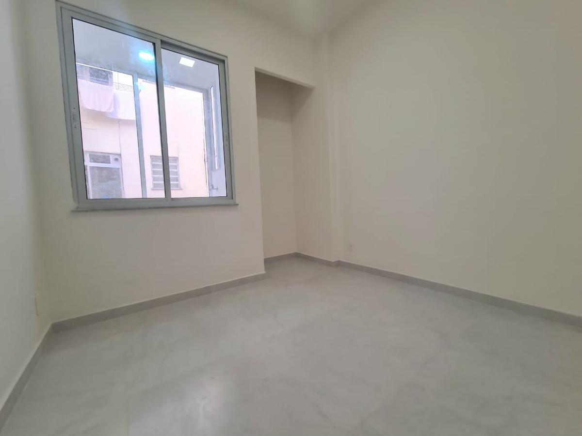 Apartamento à venda com 1 quarto, 40m² - Foto 6