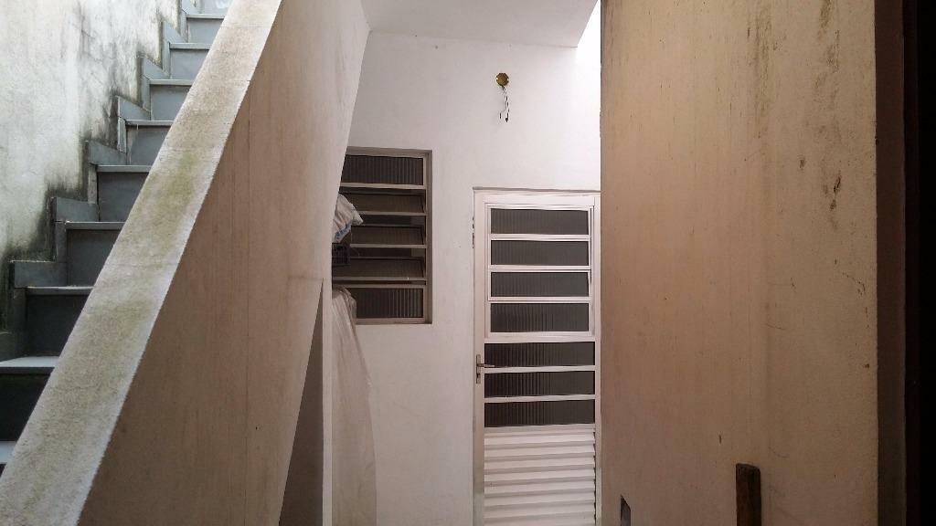 Sobrado à venda com 4 quartos, 145m² - Foto 2