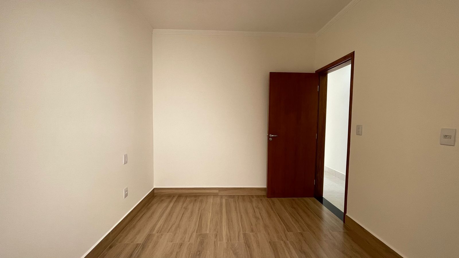 Casa à venda com 3 quartos, 130m² - Foto 14