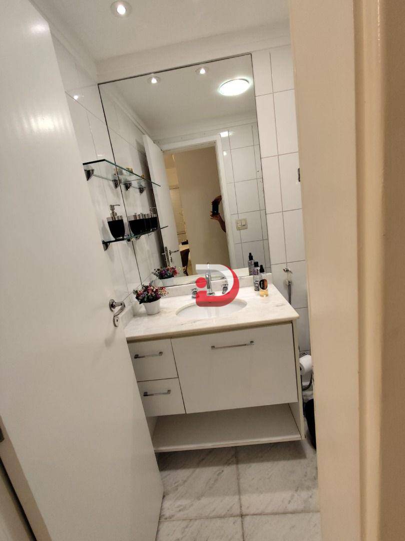 Apartamento à venda com 3 quartos, 128m² - Foto 19