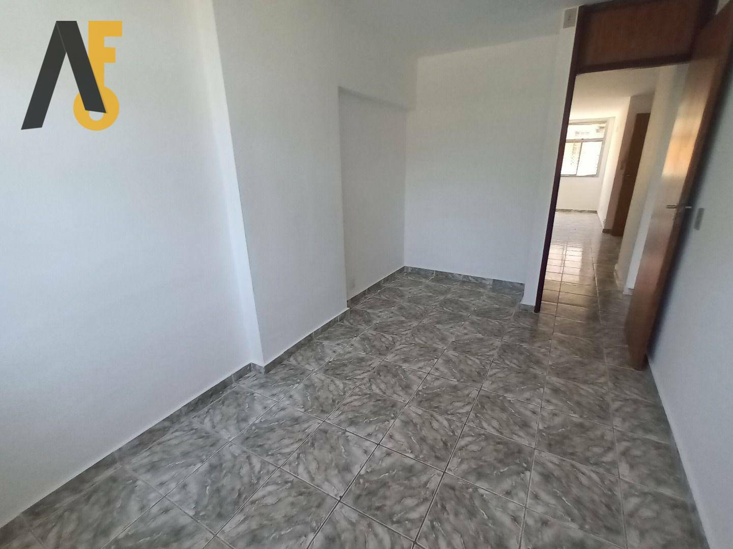 Apartamento à venda com 2 quartos, 56m² - Foto 13