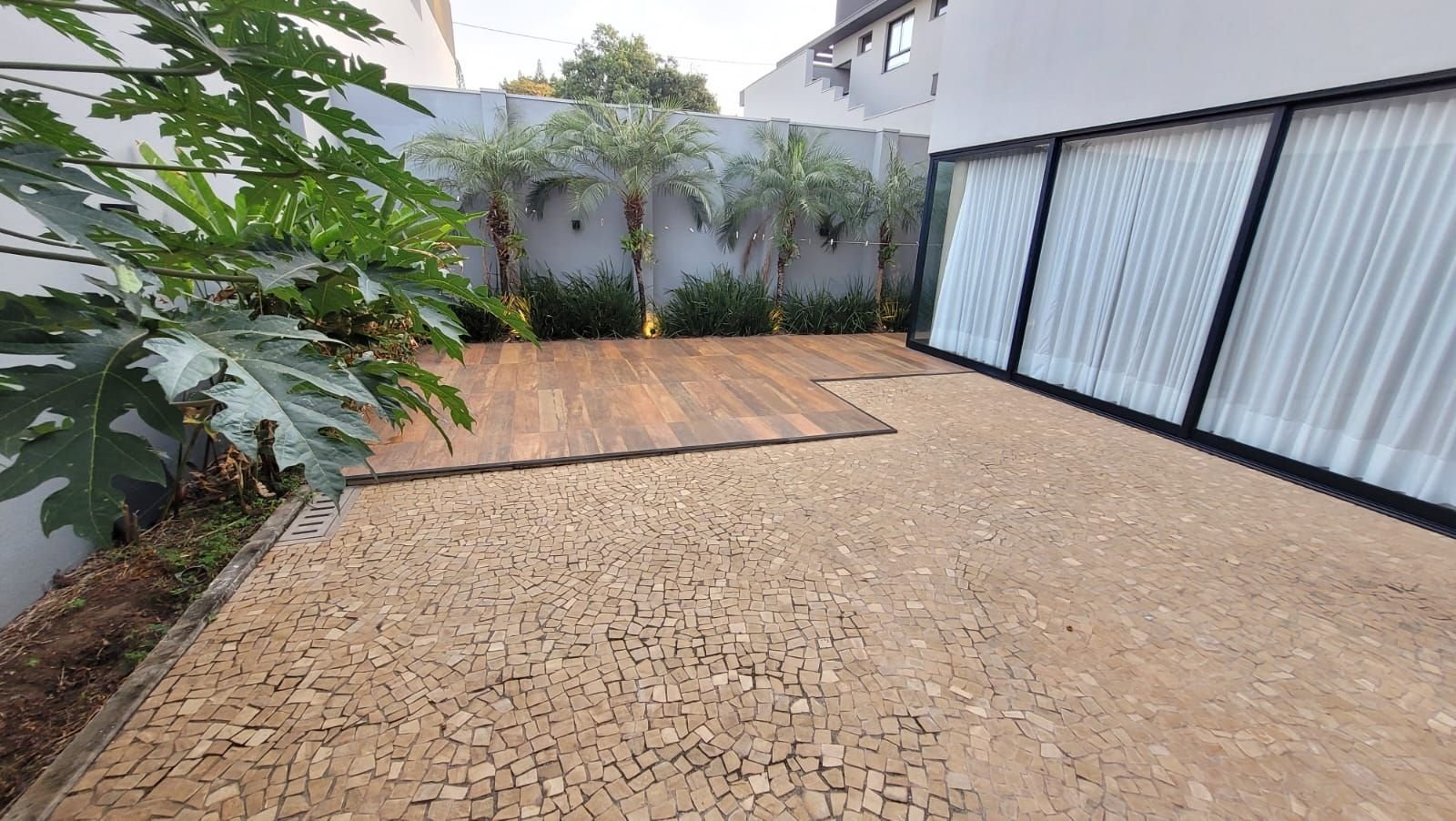 Casa à venda com 3 quartos, 214m² - Foto 26