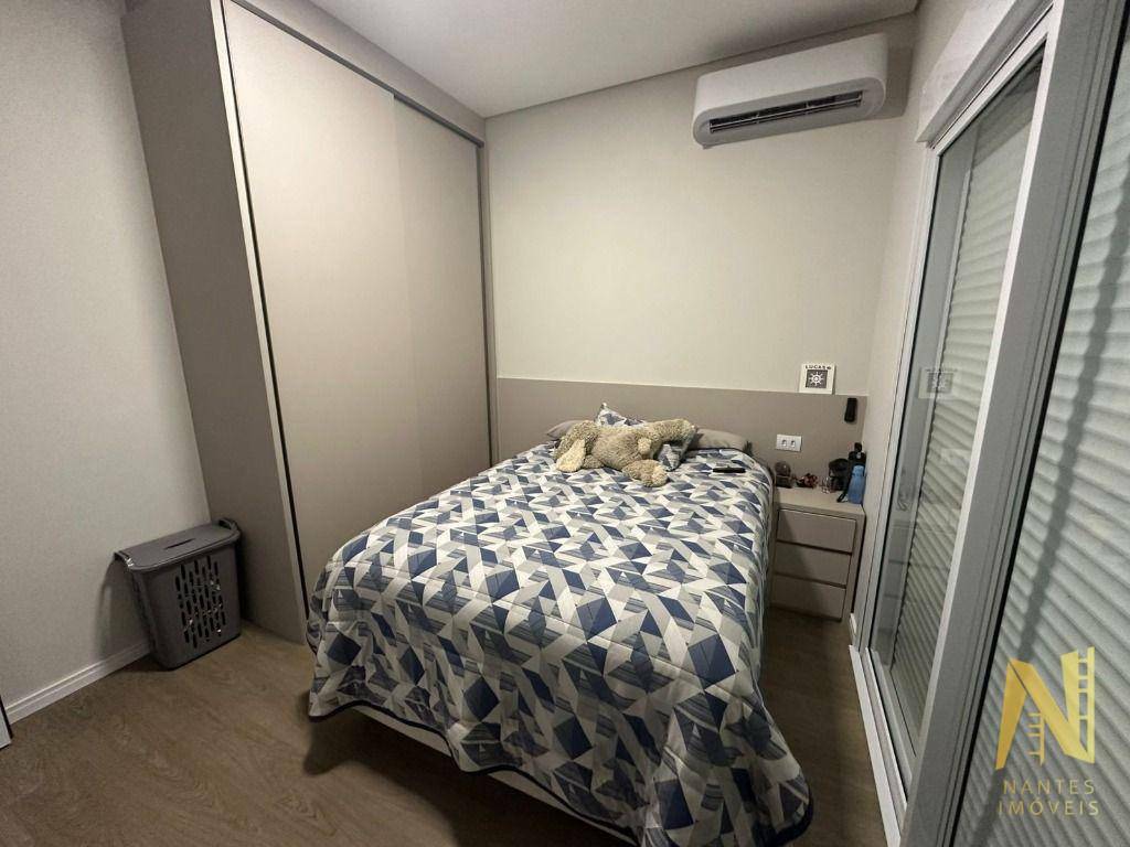 Casa de Condomínio à venda com 4 quartos, 290m² - Foto 21