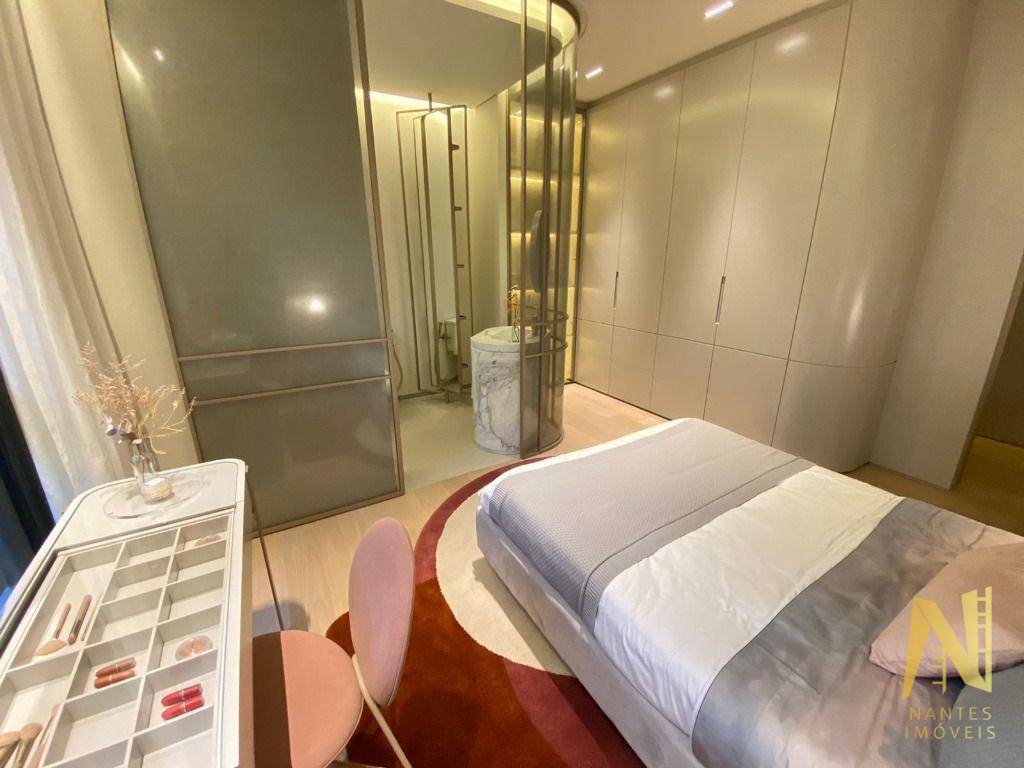 Apartamento à venda com 4 quartos, 346m² - Foto 18