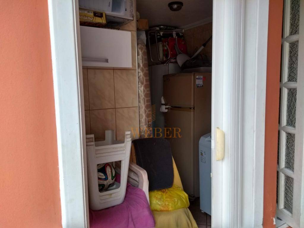 Casa à venda com 3 quartos, 300m² - Foto 41