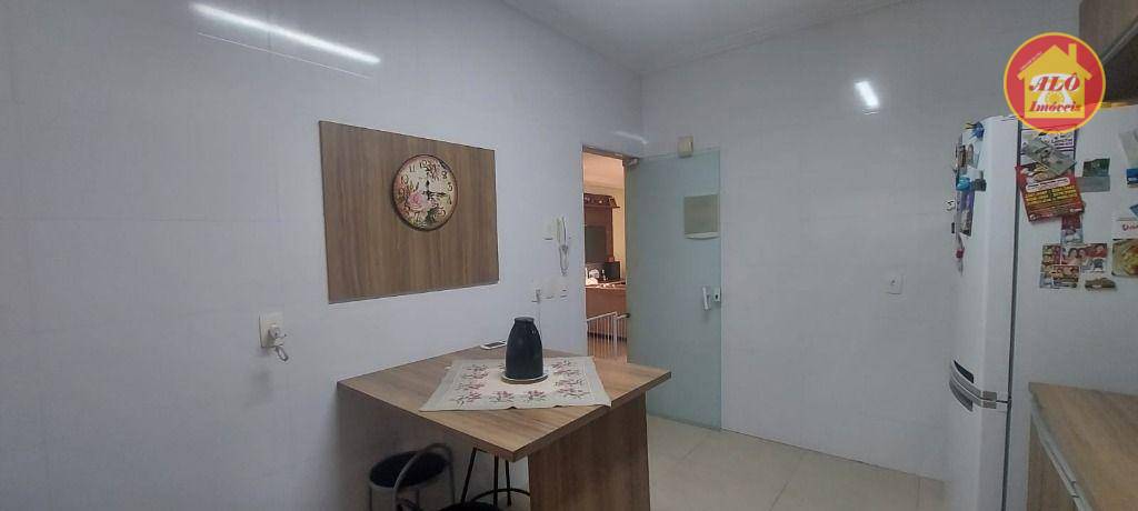 Casa à venda com 3 quartos, 176m² - Foto 15