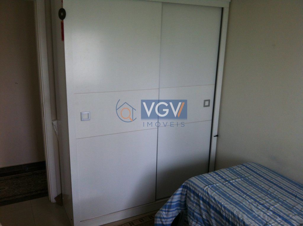 Apartamento à venda com 3 quartos, 117m² - Foto 13