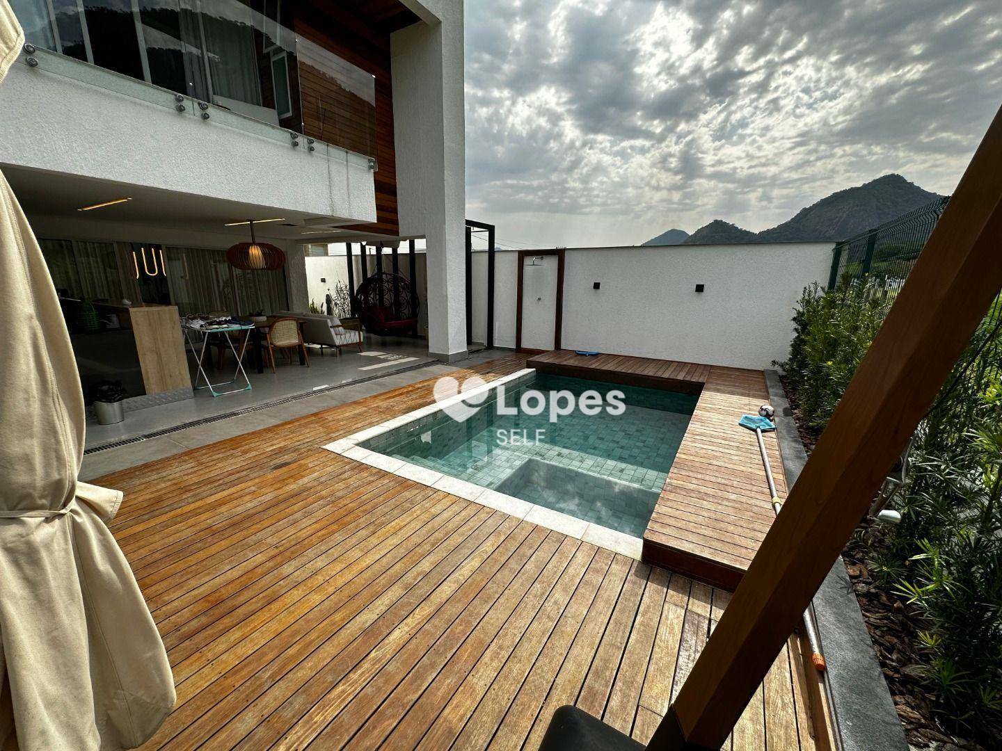 Casa de Condomínio à venda com 4 quartos, 310m² - Foto 2