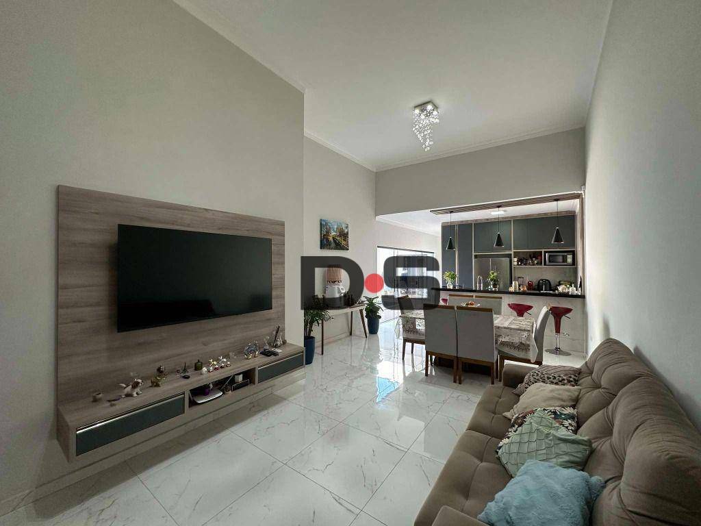 Casa de Condomínio à venda com 4 quartos, 200m² - Foto 2