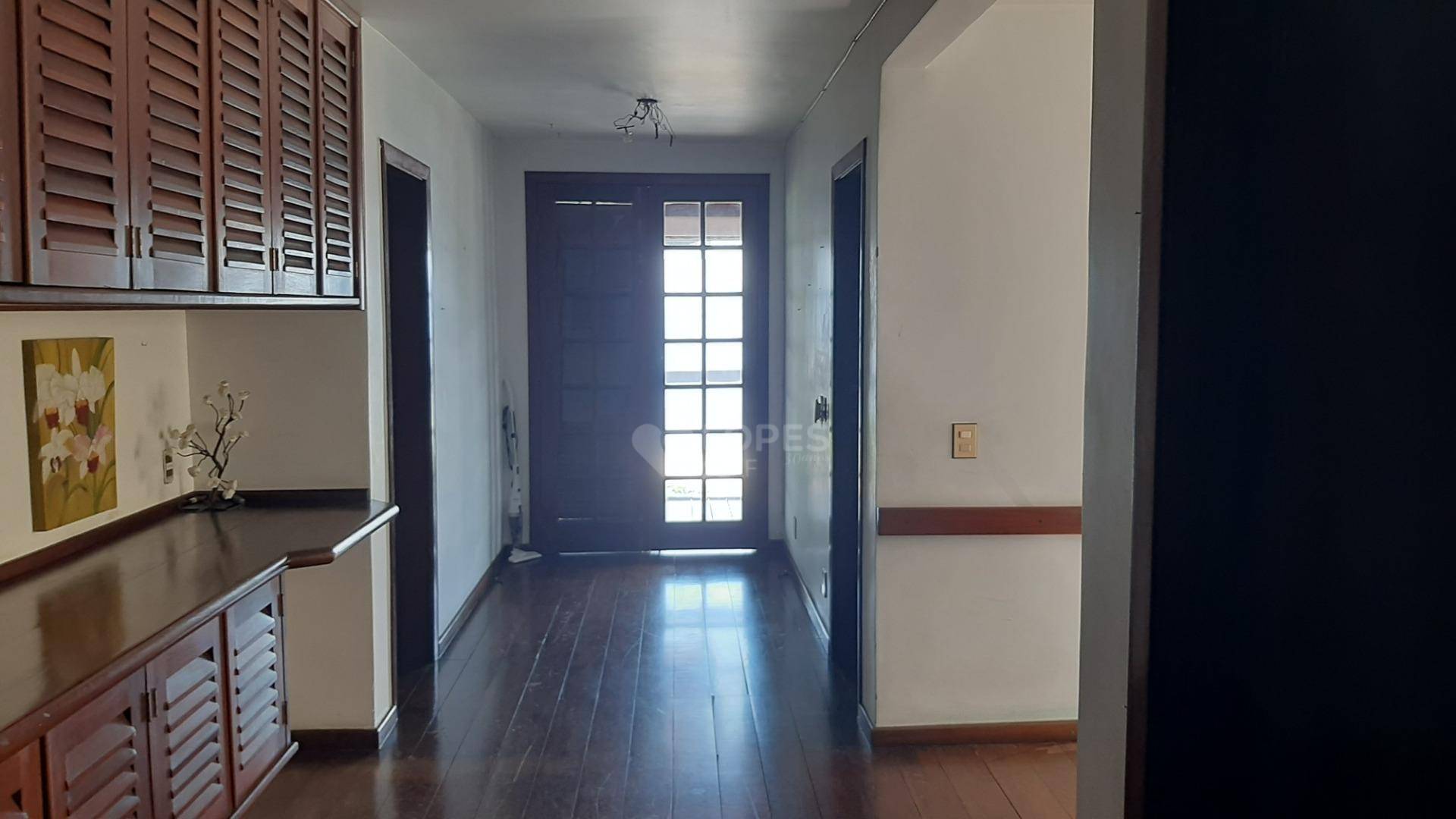 Casa à venda com 5 quartos, 283m² - Foto 12