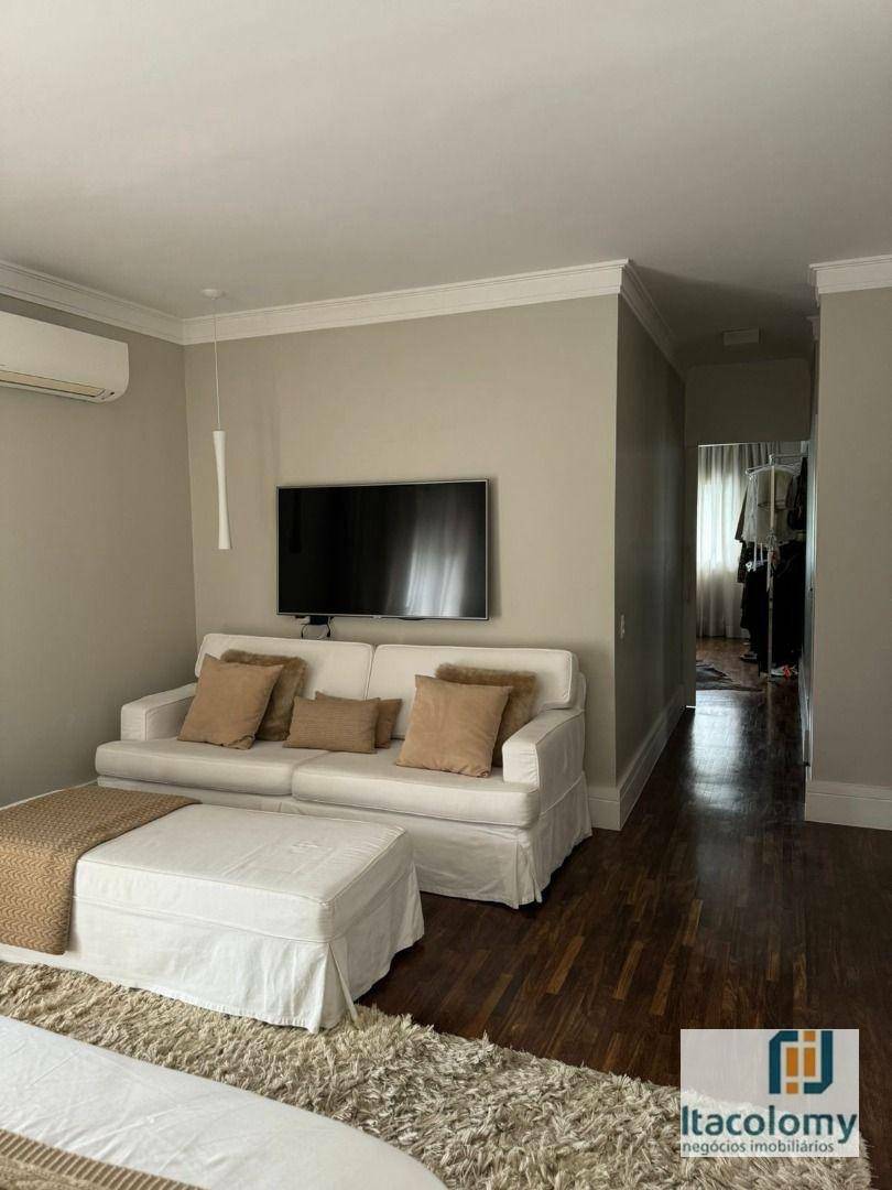 Casa de Condomínio para alugar com 4 quartos, 520m² - Foto 14