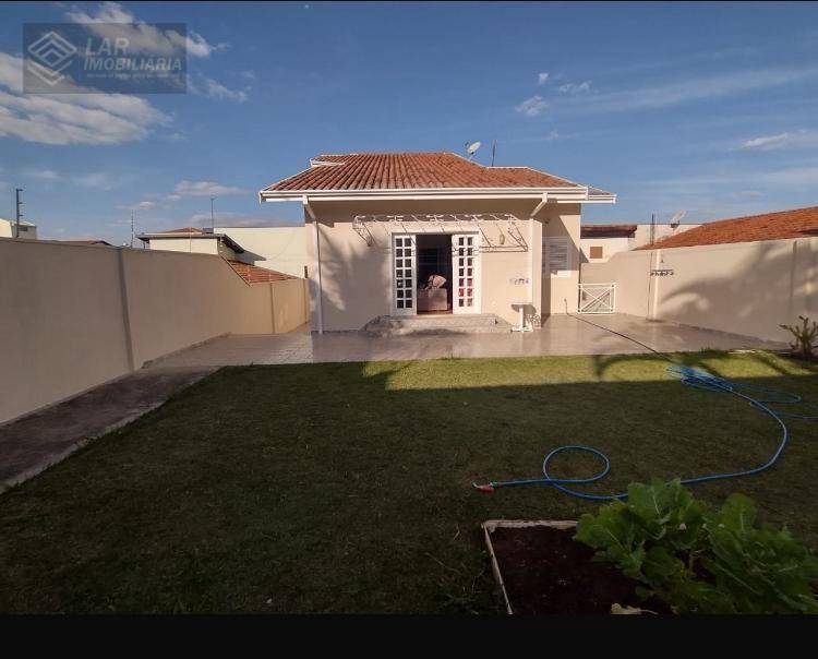 Casa, 3 quartos, 220 m² - Foto 4