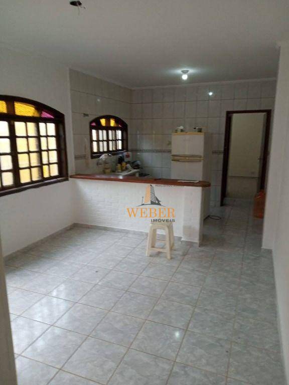 Casa à venda com 2 quartos, 60m² - Foto 6