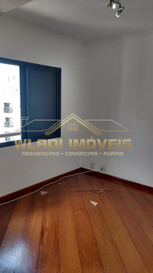 Apartamento à venda com 3 quartos, 110m² - Foto 13