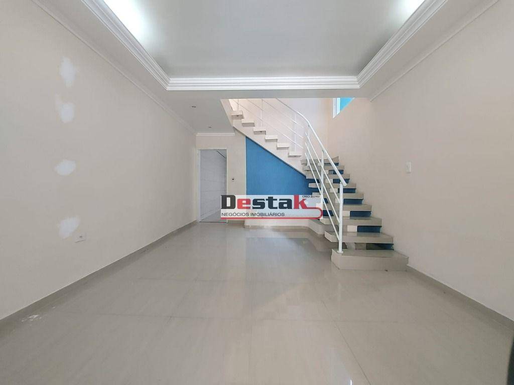 Sobrado à venda com 3 quartos, 265m² - Foto 1