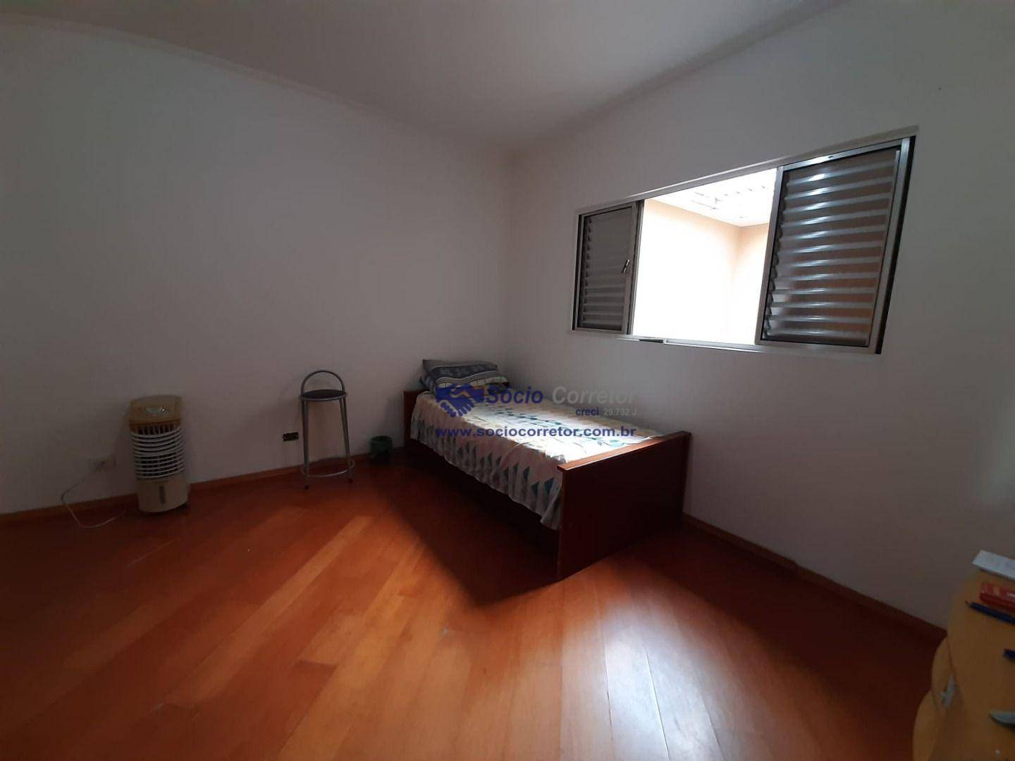 Casa à venda com 3 quartos, 366m² - Foto 16