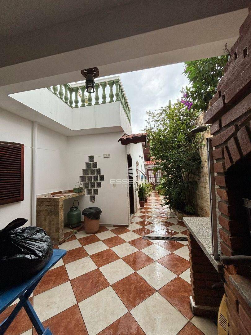 Casa de Condomínio à venda com 2 quartos, 180m² - Foto 13